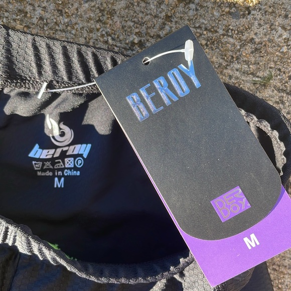 BEROY cycling shorts - Picture 3 of 5